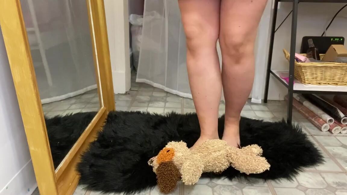 Anushkavelvet Onlyfans For My Trample Lovers Wanting To Imagine What It Would Be Like To Lose Their Breath At My Feet