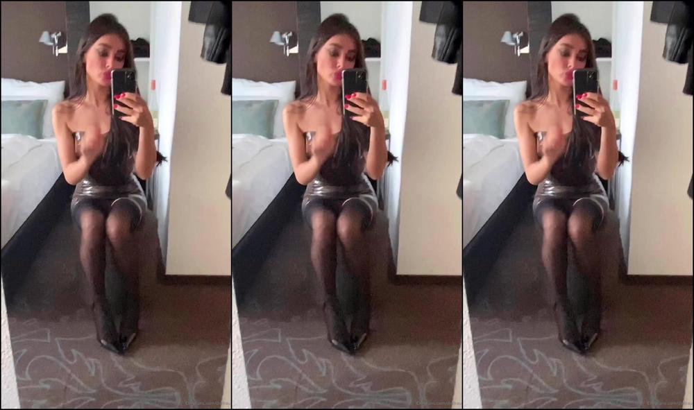 evilwoman-29-11-2019-94997367-latex-dress-and-stockings-teasing-video-body-made-for-worshipping