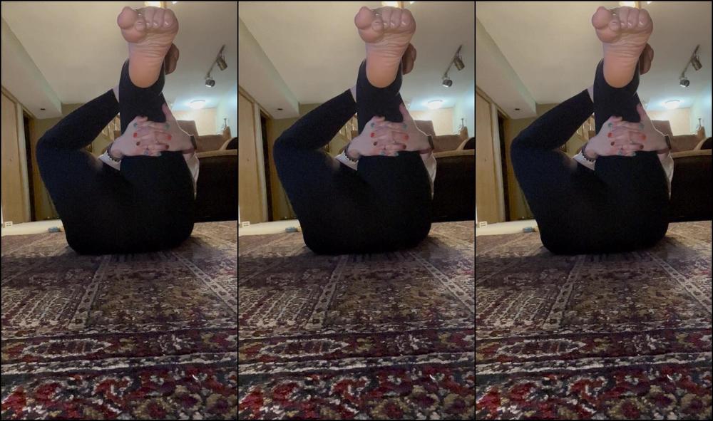 Amysoles Yoga Stretches Good Morning