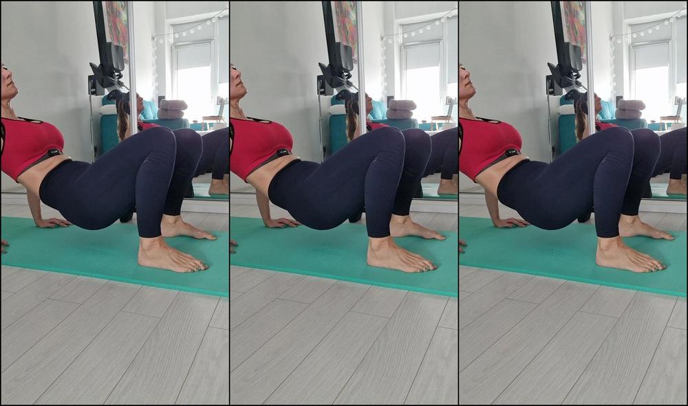 Indiscreethotandfit Sweaty Thick Fit Milf In Hot Leggings