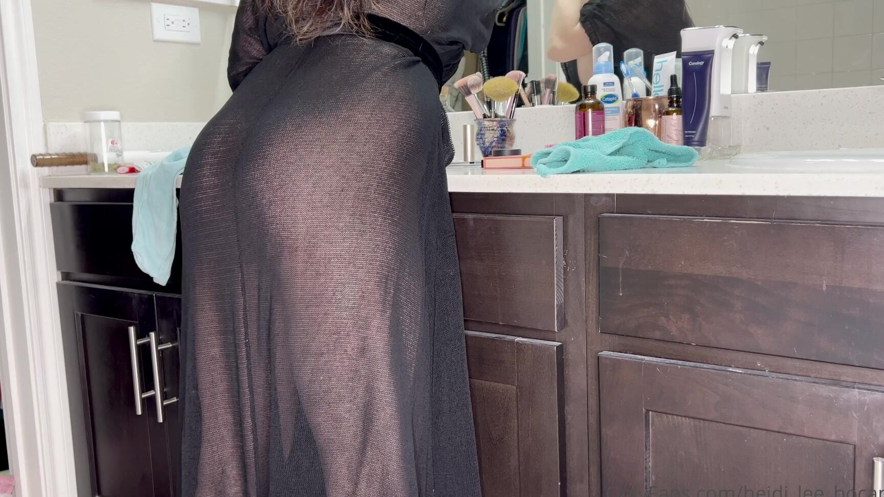 Heidi Lee Bocanegra Robe Views Part Continuation Of Previous Video About More Minutes Fini