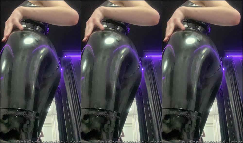 Lady Perse Something Special For Latex Lovers Now You Can Wo