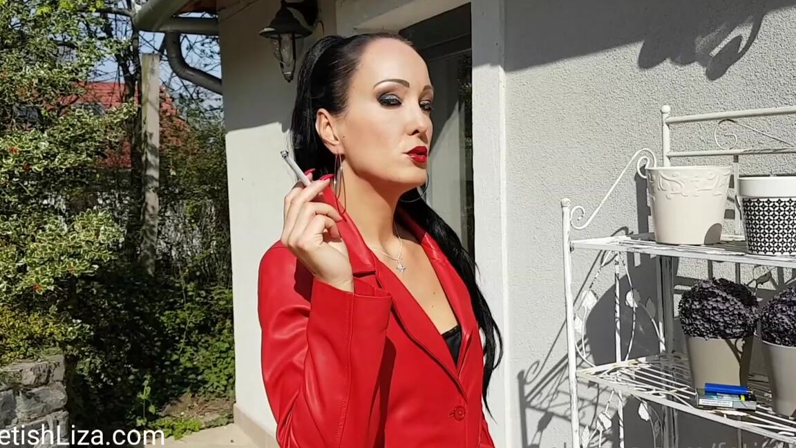 Fetishliza Onlyfans Smoking In Leather And Spurs Clip