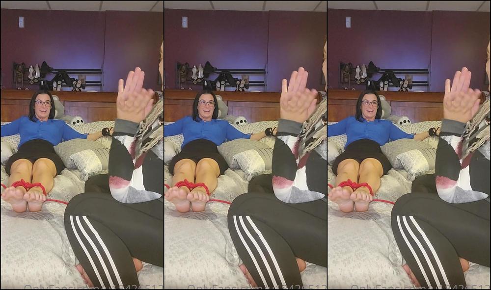 u184265127-10-12-2021-2297774678-teacher-amy-tickled