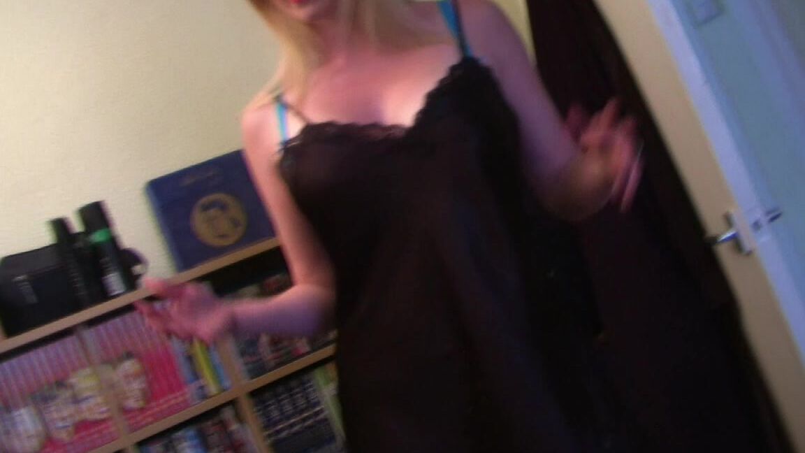 Beefybanger Holly Kiss Take Unseen