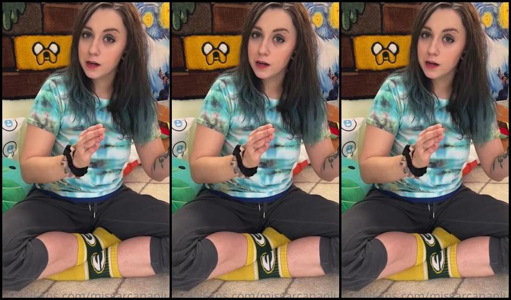 Missarcanaplus Nicknamed Missarcanaplus Onlyfans 11 This Is Right Before I Braid My Hair The Next Video Will Be A Pretty Long One Of Just Braiding