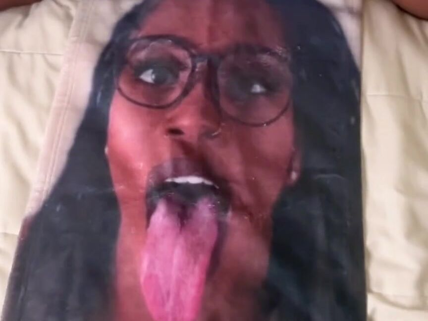 Thee Lady Siren Nicknamed Theeladysiren 11 06 2023 Onlyfans Video New Limited Edition Xl Cum Rag Tip 40 On This Post To Get Yours Shipping Included