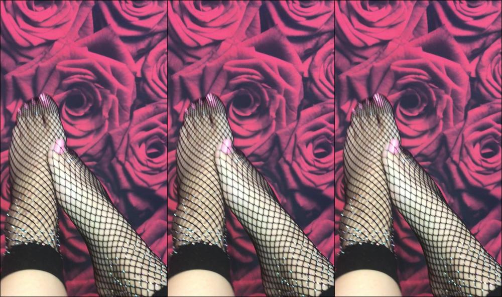 Footsiegalore Only Fans Exclusive I Have Started Making Valentine S Content Here S A Lil Vid For Y