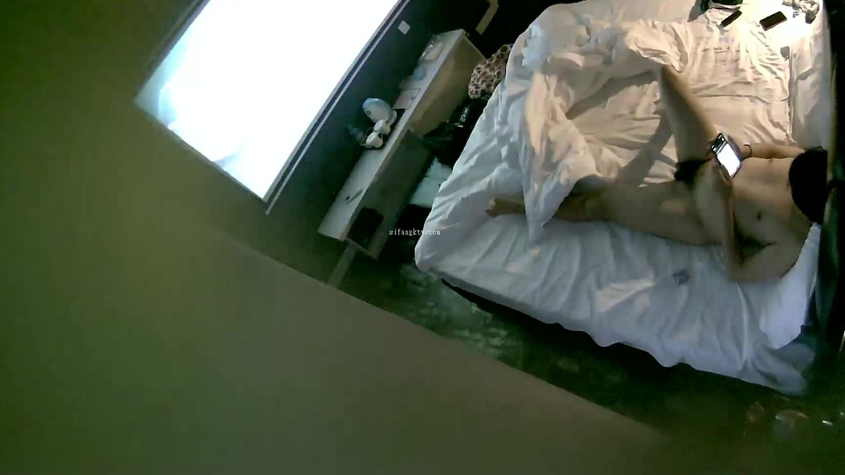 Asian Hidden Camera Couples Escorts 86690