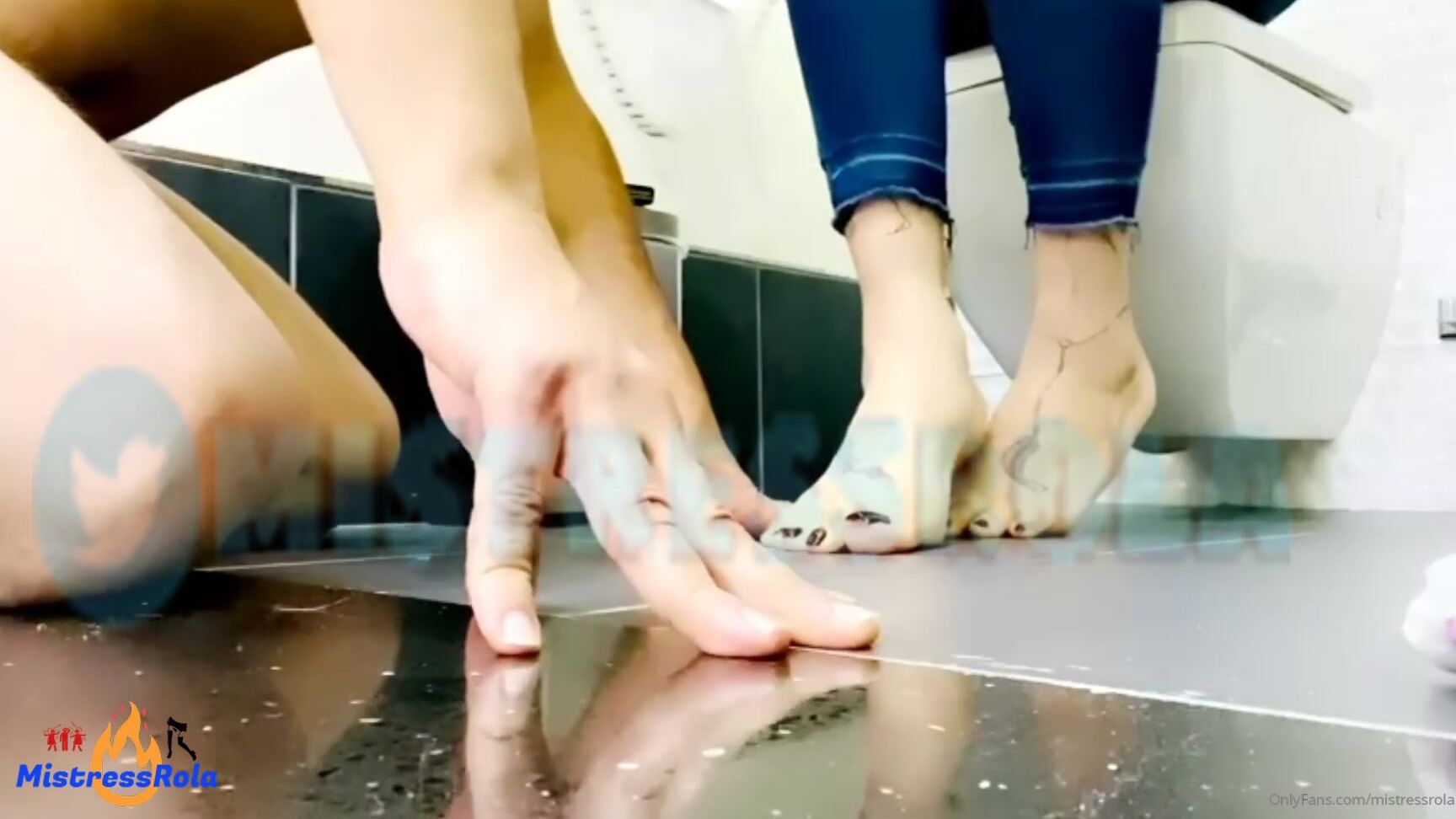 Mistressrola If You Are My Slave You Should To Know That One Day You Should To Eat My Glory In You