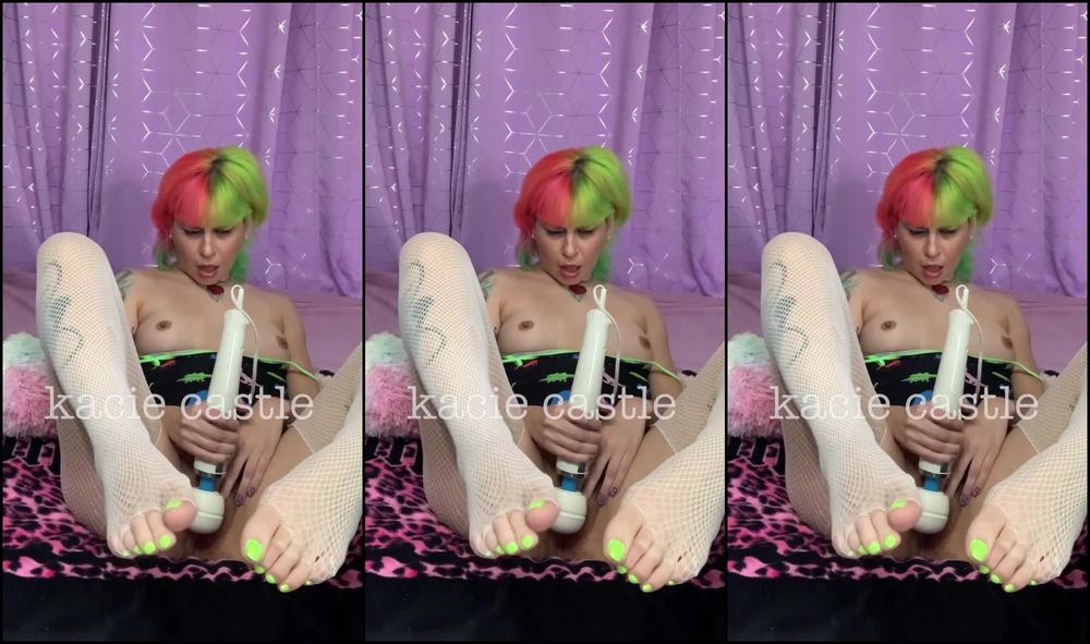 kaciecastlex-25-10-2021-2256368419-hitachi-cum-while-wearing-white-fishnets