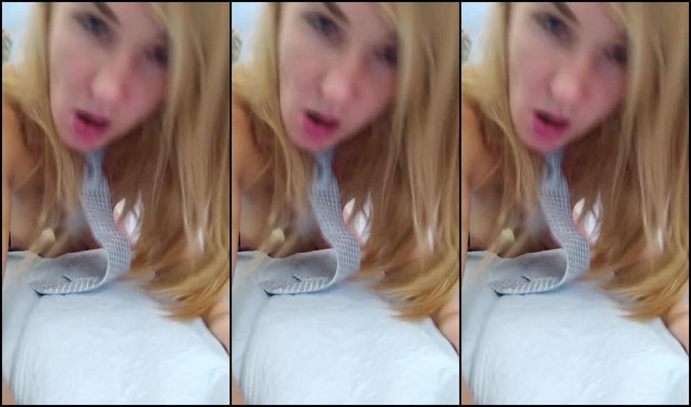 RoleplaysCouples Kinky Selfie   Dominant Milf shooting selfie video on phone. He deserved a fuck after pussy licking Pornhub