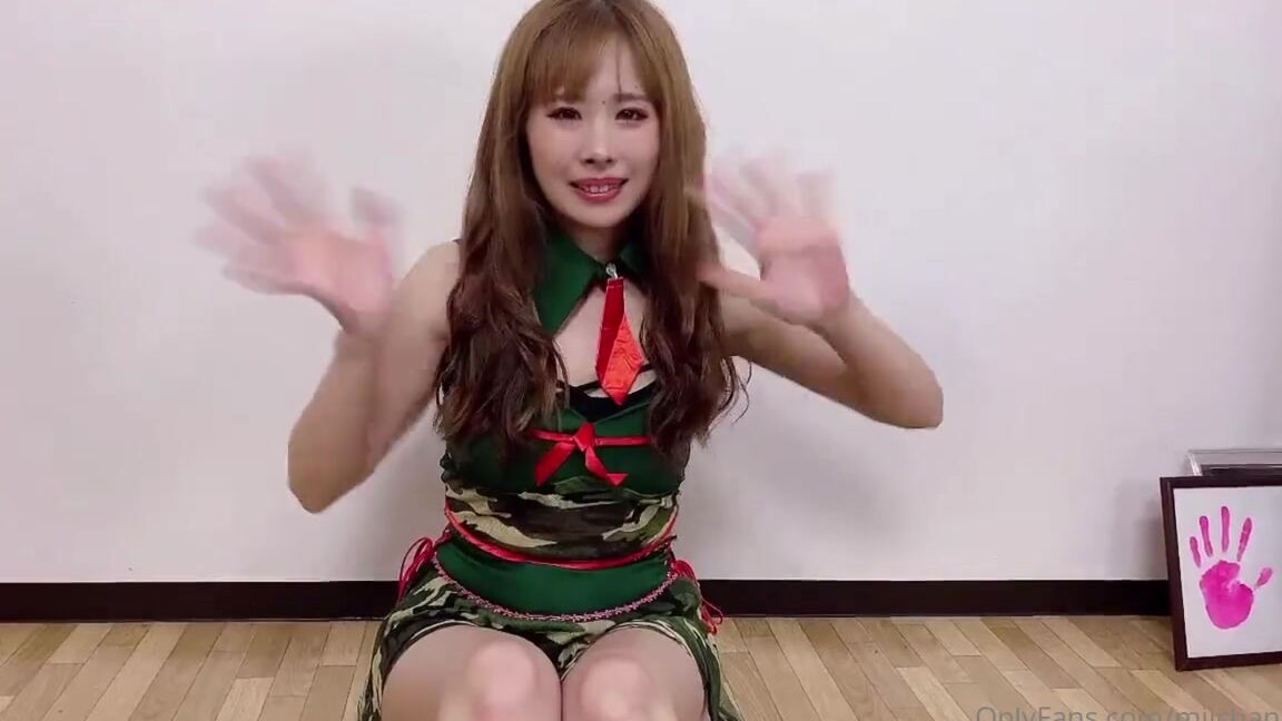 Miichannel R Nicknamed Miichannel R Onlyfans Cosplay Sole Tickling 1