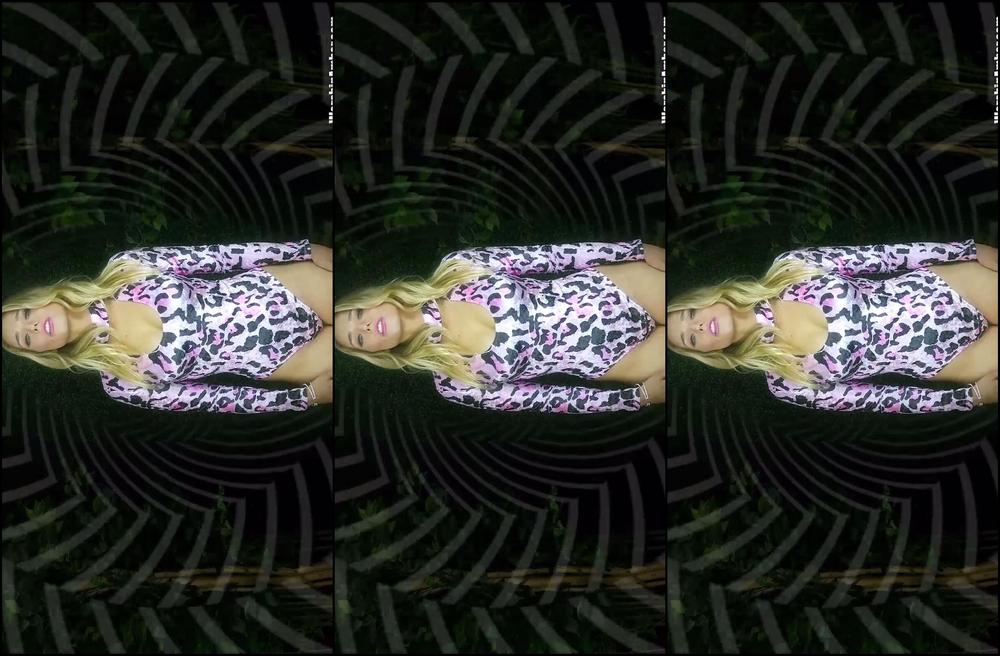 Worshipamber Hypnotic Pillow Humper