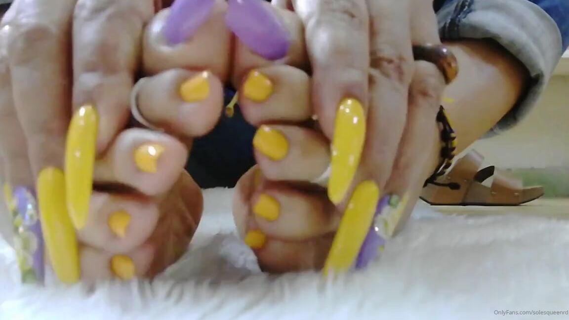 Meryann Aka Solesqueenrd Onlyfans I Was Keeping A Lot Of Pics And Vids Until I Open This Page So Is Time To Show It Missing