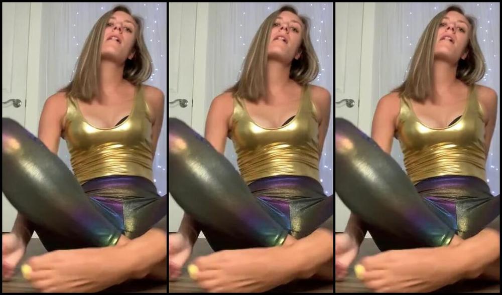 Giantess Tara Nicknamed Giantesstara 06 15 2024 Onlyfans Video I Love Feeling You Squirm In My Bra