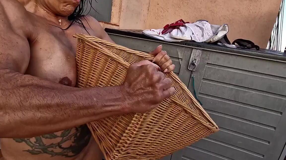 Alejandra Chacon Aka Alejandrachacon 08 05 2024 Onlyfans Video That Wicker Cup Is Strong But My Muscles Must Win Who Wants That I Smash More