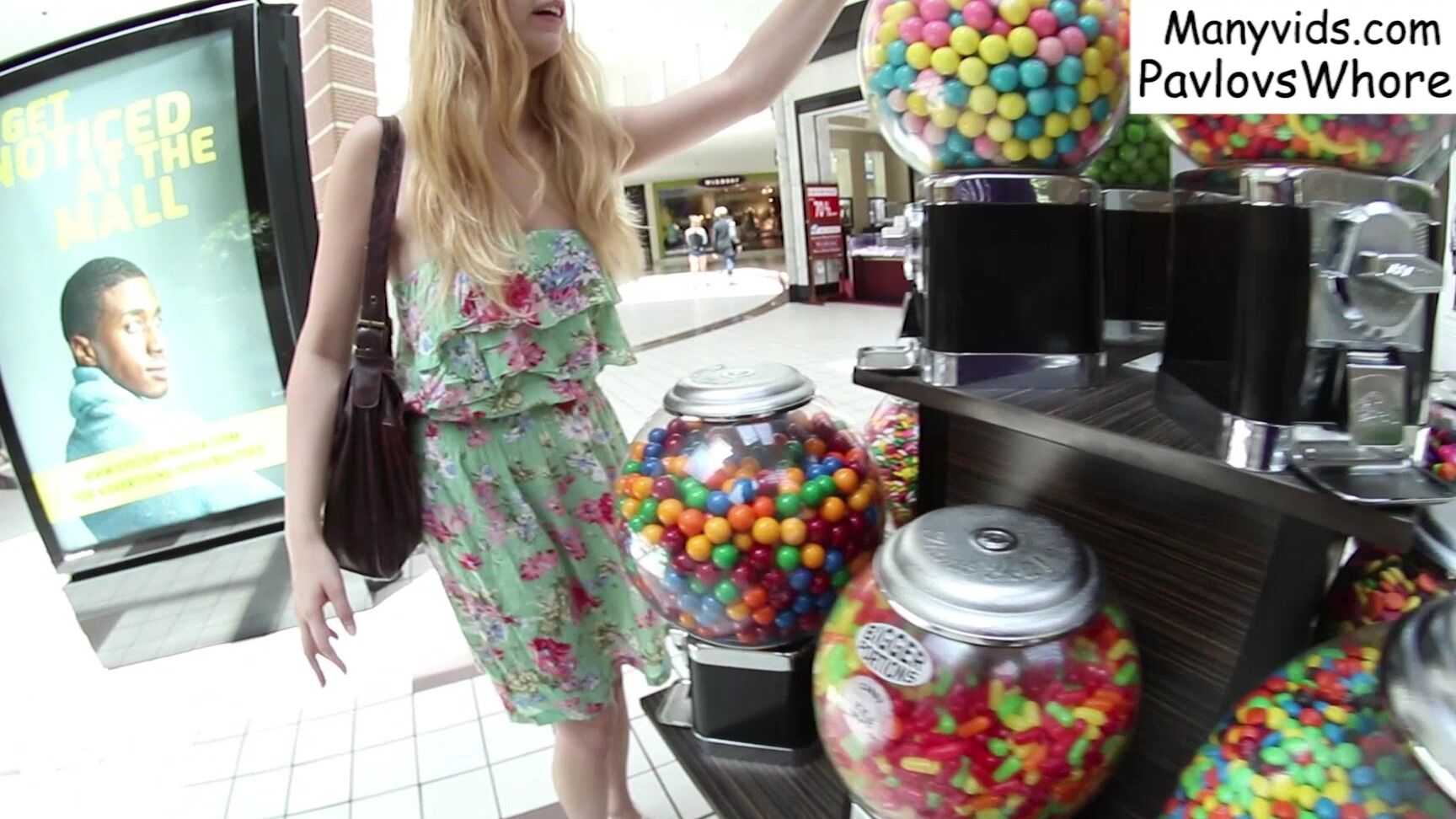 Cumshots, Exhibitionism, Facials, Public Blowjob, Slow Motion pavlovswhore hd public head at flea market w facial ManyVids