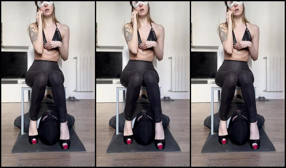 Deapistilla Nicknamed Deapistilla1 03 16 2023 Onlyfans Video Lo Ignoro Mentre Parlo Al Telefono Con Unamica