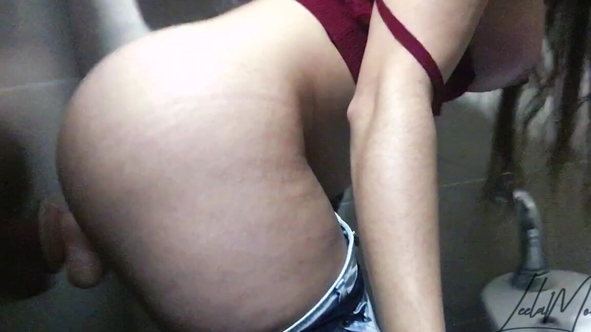 "LeelaMoon" big boobs, dildo sucking, fantasy, public toilet Nautghy at college bathroom Manyvids