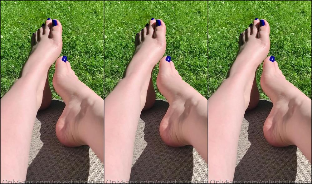 Celestialtootsies I Switched Up My Pedi