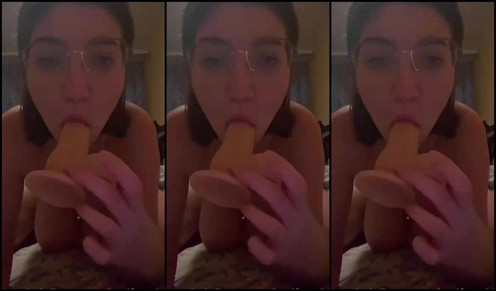 Novelcompleteness1 2770458446 02 14 2023 A Toy For The Holiday