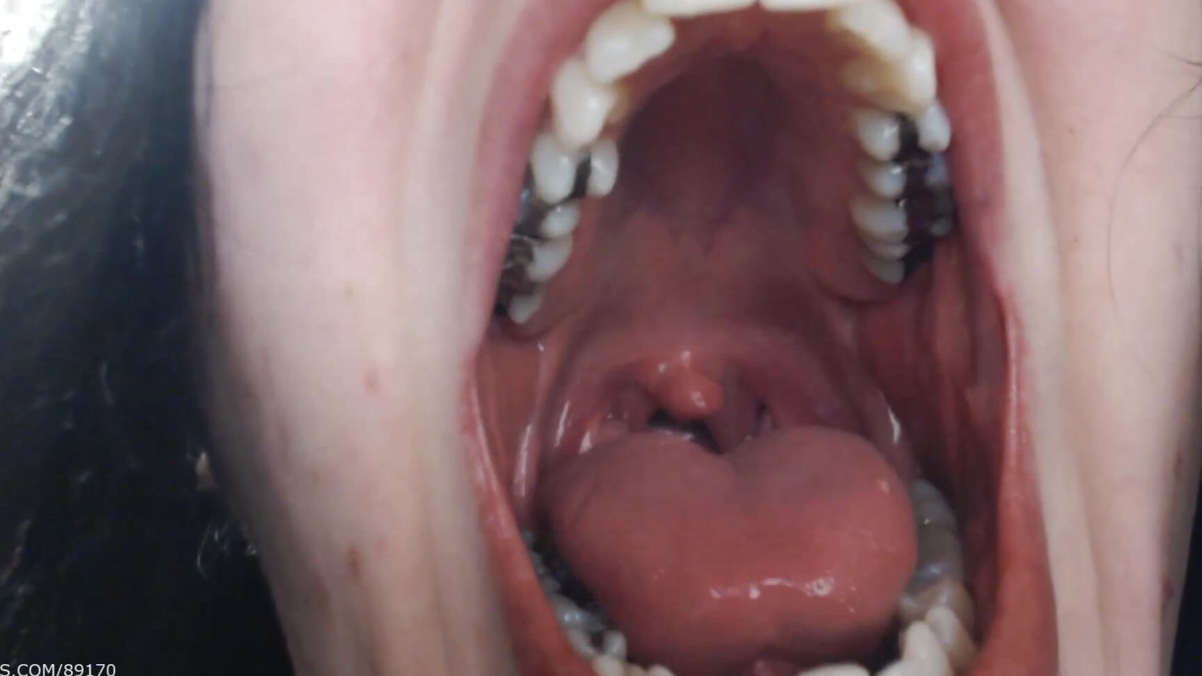 Booty U Food In My Mouth