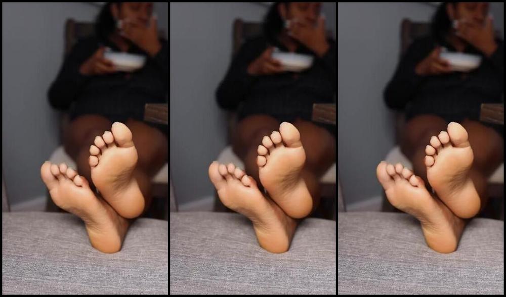 Sassy Toes Aka Sassytoesforyou Onlyfans I See You Staring At My Soles While I Eat My Cereal But You Dont Deserve My Attention All You C 1