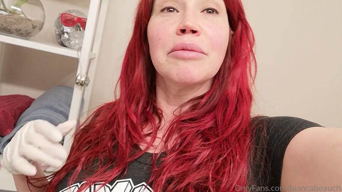 Biancabeauchamp 2020 04 19 5E9Ca6E4D1Aa8567B6A66 Source