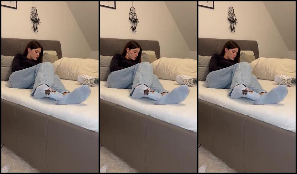 Germangirlnextdoor95 10 21 2024 Onlyfans Video Hope You Guys Like My New Feet Ignore Video Time To Chill Out A Little V