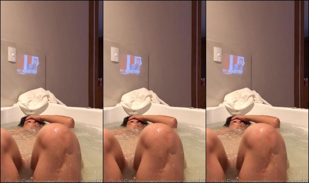 Dannicacardillo 2925964671 07 01 2023 Gosto Tanto De Banho