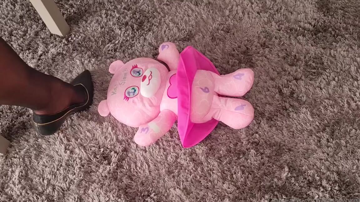 Kats Worn Heels Nicknamed Katswornheels Onlyfans Well I Was A Bit Disappointed You Survived After 3 Rounds Of Punishment Under My Metal