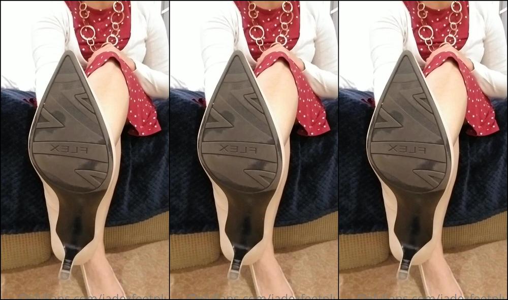 Jadezfeetplus 2232625970 09 28 2021 I Know You Want To Cum All Over My Sweaty Toes Kneel Down Amp Massage My