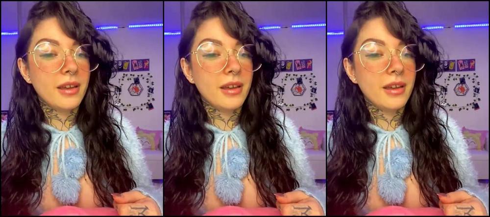 Suicidegirls Stream Started At Pm Alerosebunny Is Here For You Cheers From Italyy