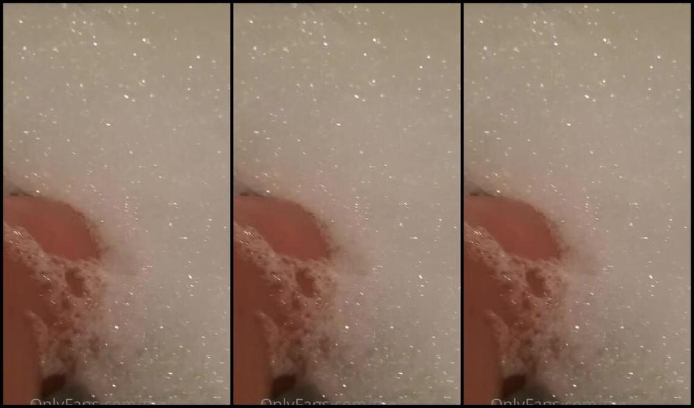 Lady Steph Nicknamed Theladysteph Onlyfans Lil Bath Time Bubby Time Theladysteph Onlyfans