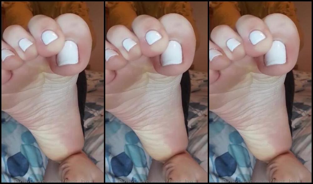 Feet Beautyx Nicknamed Feet Beautyx 01 21 2021 Onlyfans Video Just Showing Off Before I Go To Bed