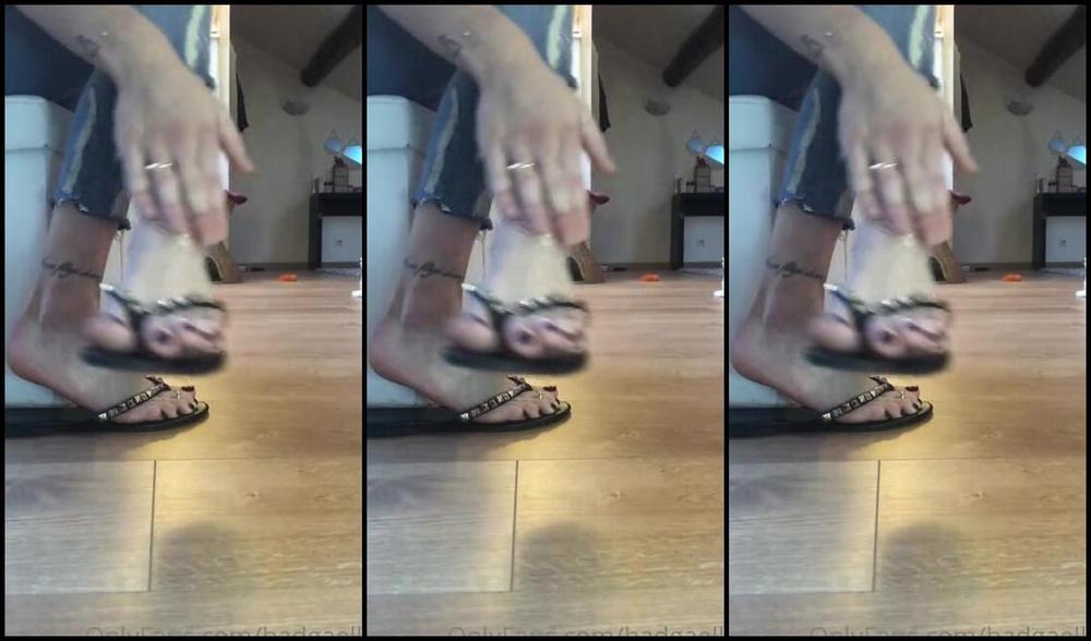 Goddessgaelle Nicknamed Badgaelle Onlyfans Vido Dangling En Tong Massage L Huile De Quoi Vous Faire Bien Saliver