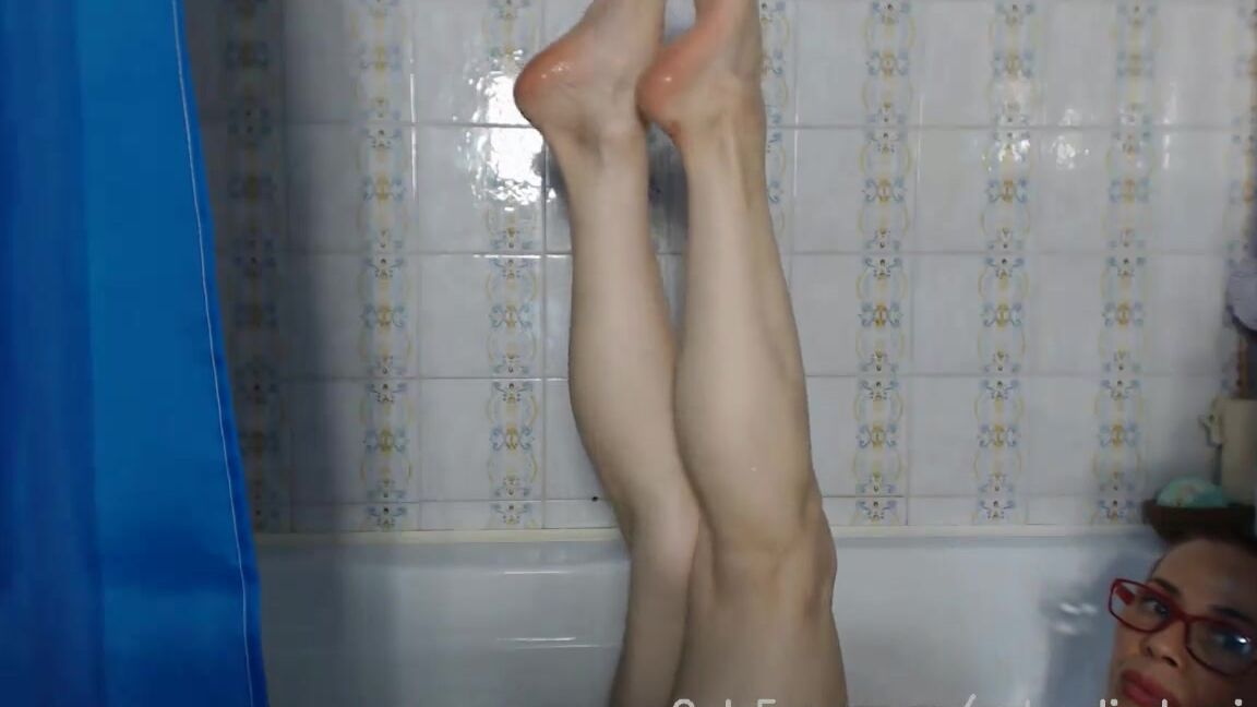 Padrona Claudia Nicknamed Xclaudiadominax Onlyfans Stream Started At Pm La Dea Nel Bagno 130287