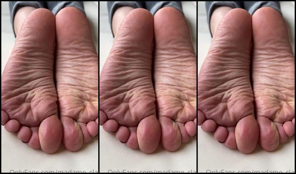 Goddess Claire Nicknamed Goddessclair 08 30 2022 Onlyfans Video This Is The Perfect Position For You To Worship My Soles U0Dd