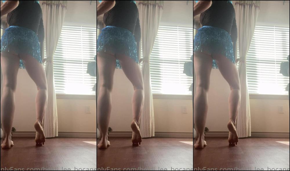 Heidi Lee Bocanegra More Blue Hair Skirt Changing Into This Amazing Outfit And Taking My Living