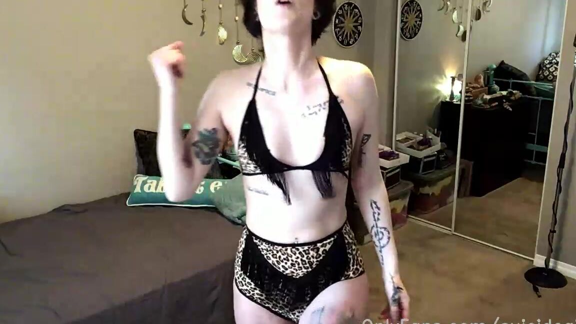 Suicidegirls Stream Started At Pm Happy Sunday Thank You For Joining Me