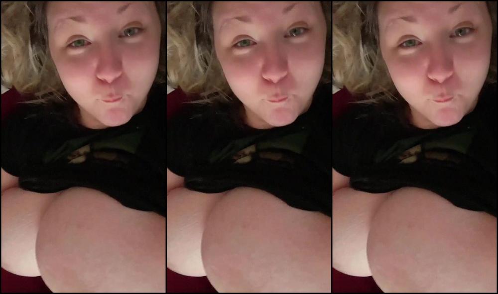 Hunnythorne 3401714688 07 15 2024 A Couple Of Sweet Little Videos Of My Morning Creampie To Perk You Up Today
