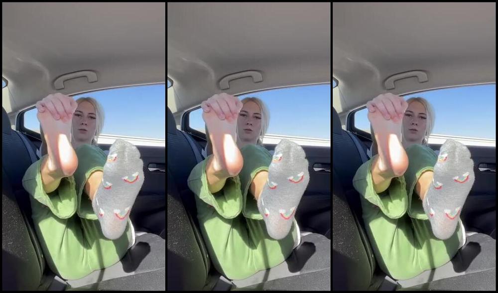 Blondies Toes Onlyfans New Sweaty Soles Video For You Guys