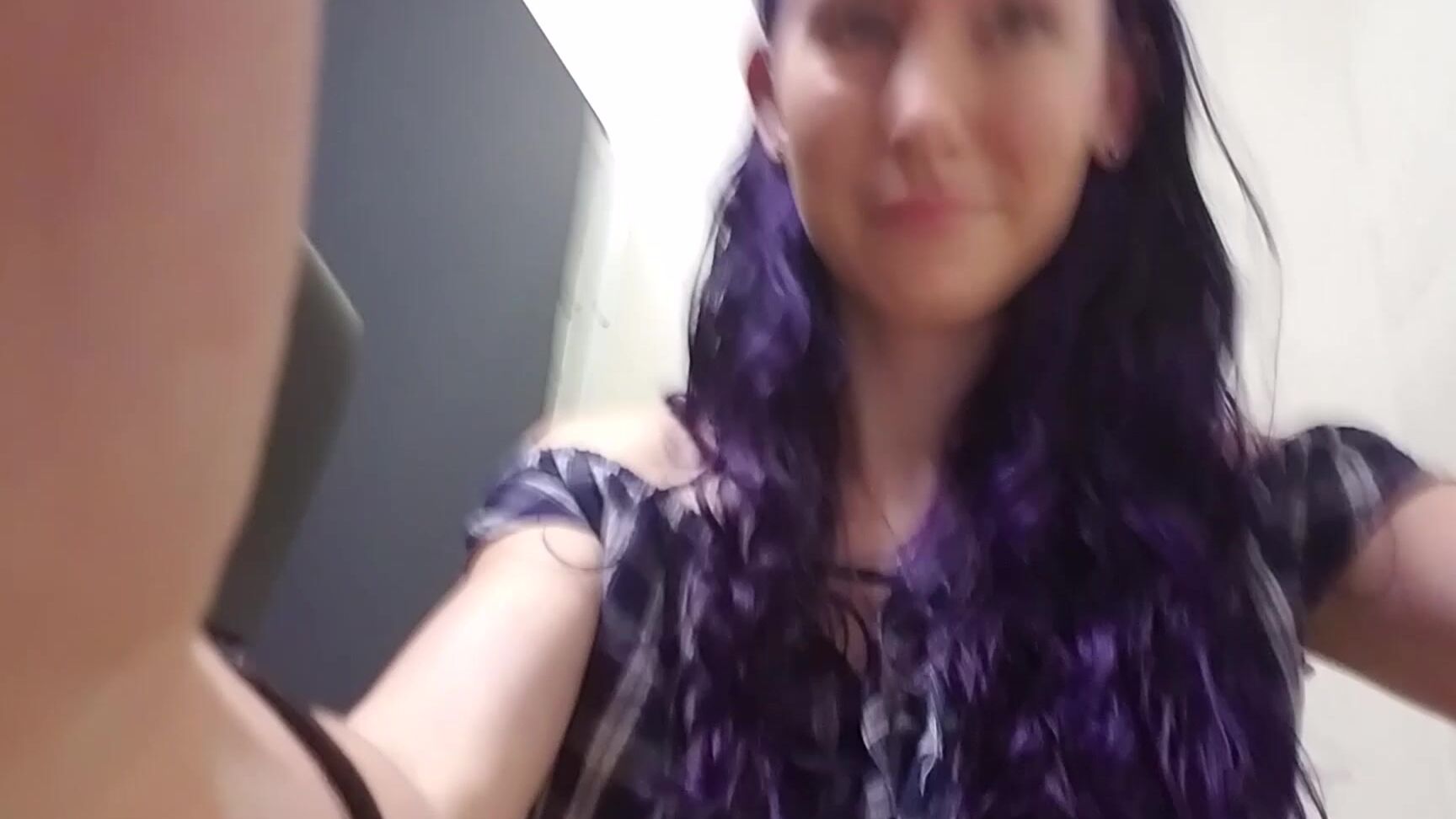 V Public Flashing And Dildo Fucking