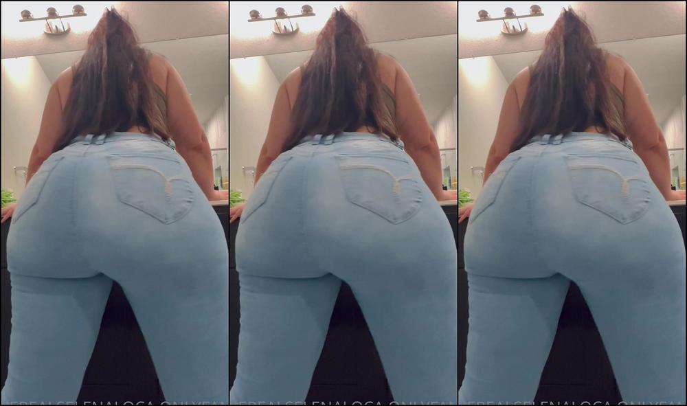 Therealselenaloca 2600007069 09 14 2022 I Nearly Threw Up From The Smell