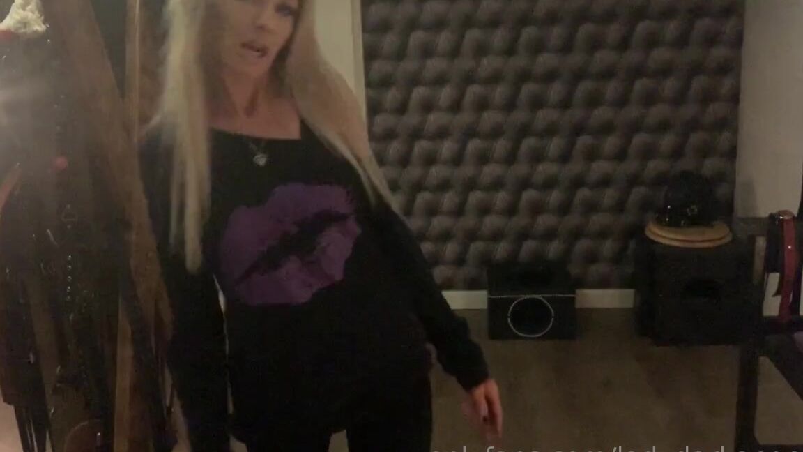 Ladydarkangeluk Onlyfans Good Morning Getting Ready For The Day