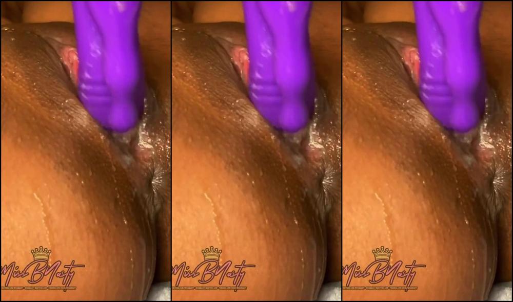 Missbnasty Is Creamy Amp Squirting