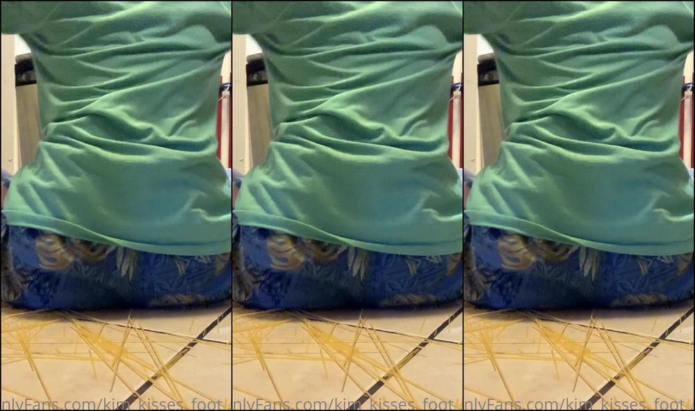 Kim Kisses Foot Goddess In The Kitchen Again But Look Here Who Dropped All These Noodles On The Floor W