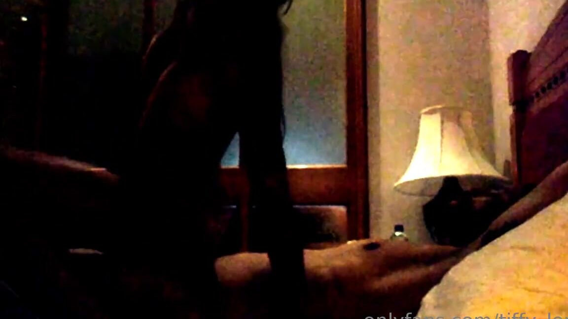 Tiffy Lerve Late Night Parteeeee