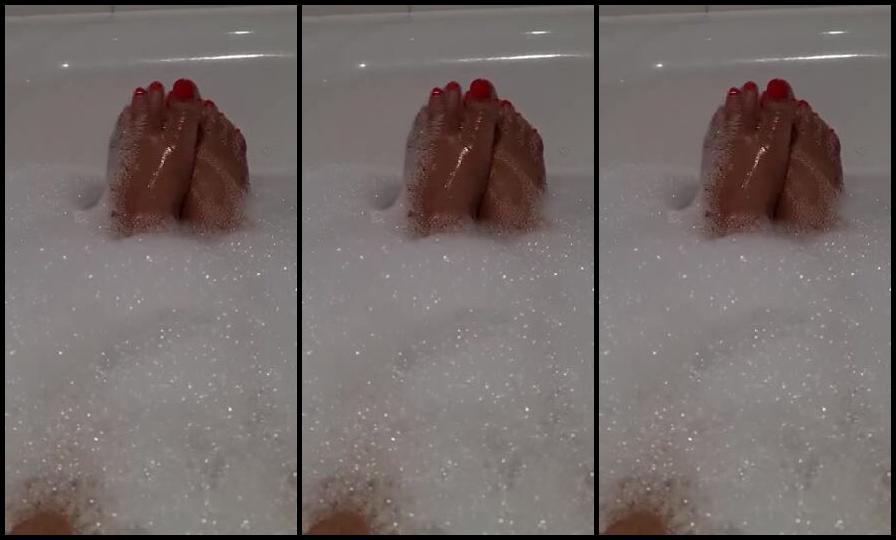 Feetbysherri Onlyfans Hmmm Enjoying A Sensual Bath